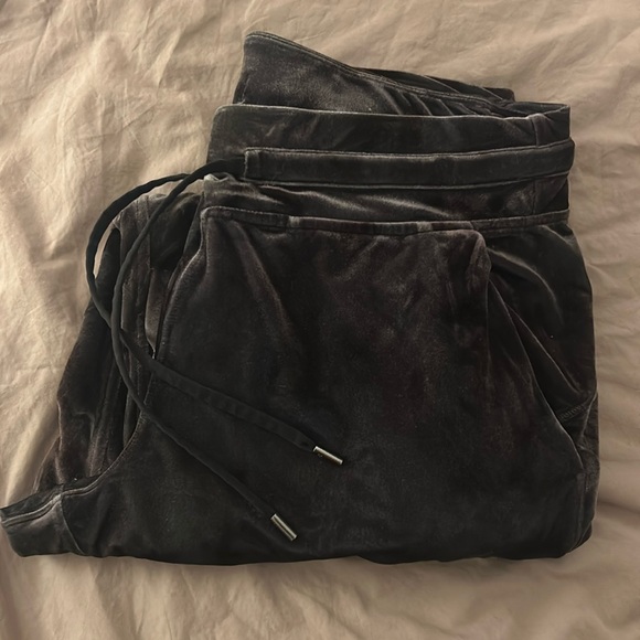 LULULEMON Velour Joggers sz 8 - Picture 2 of 8